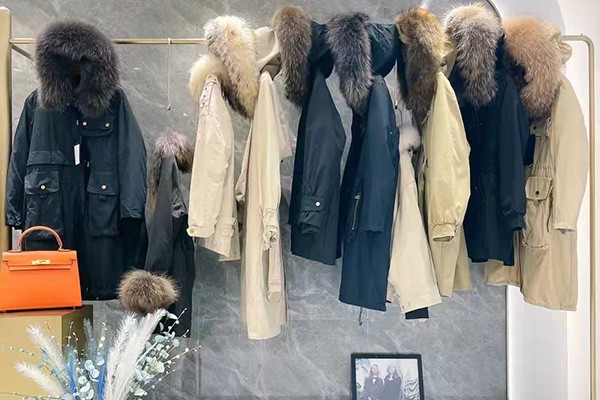 懂衣库女装店铺展示