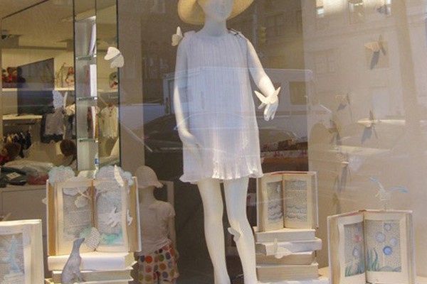 ILGUFO童装店铺展示