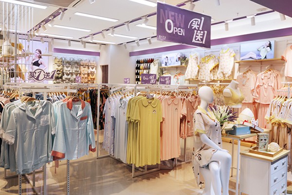 都市恋人坊内衣店铺展示