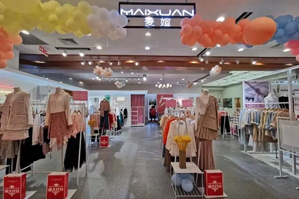 麦媗女装店铺形象