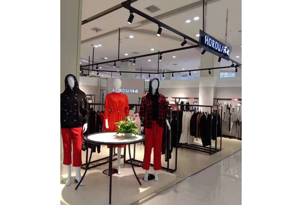 话欧女装店铺展示