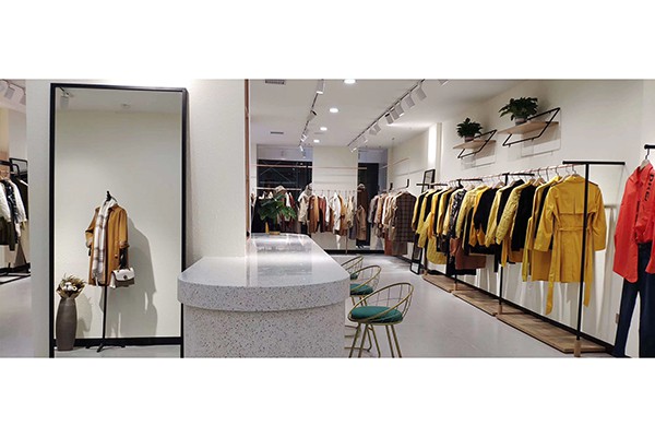 私人衣橱女装店铺形象