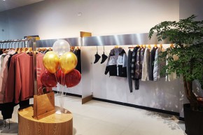 观译-VOIRCHESS店铺