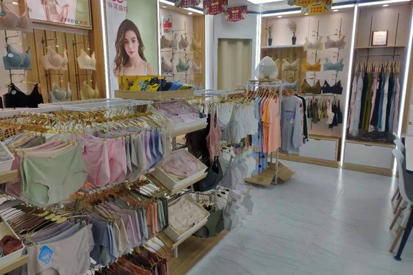 非常曲线内衣店铺展示