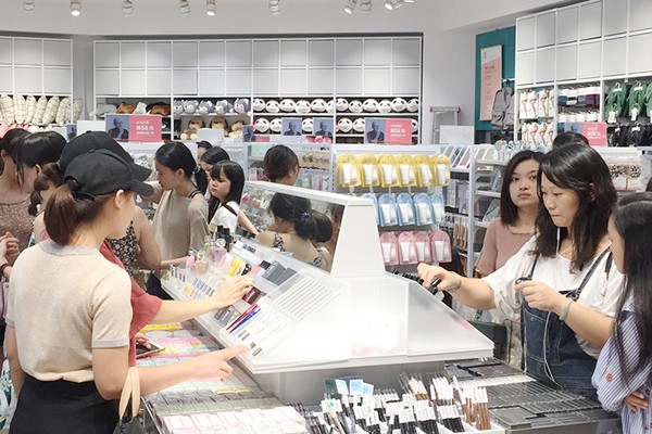 优品工社店铺展示