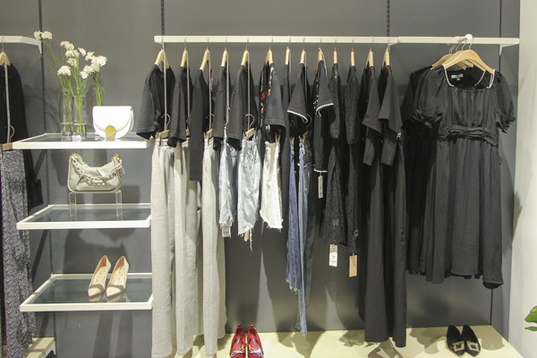 37度生活美学女装店铺形象