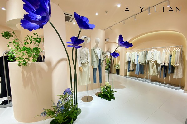 A.YILIAN阿依莲女装店铺形象