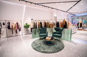 Mixtie女装店铺展示