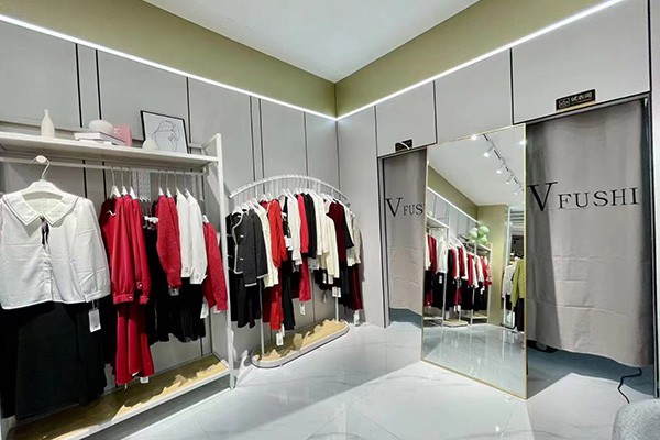 VVFUSHI女装店铺形象