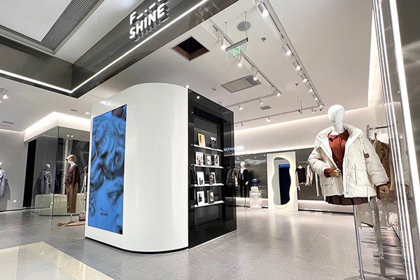 方示女装店铺形象