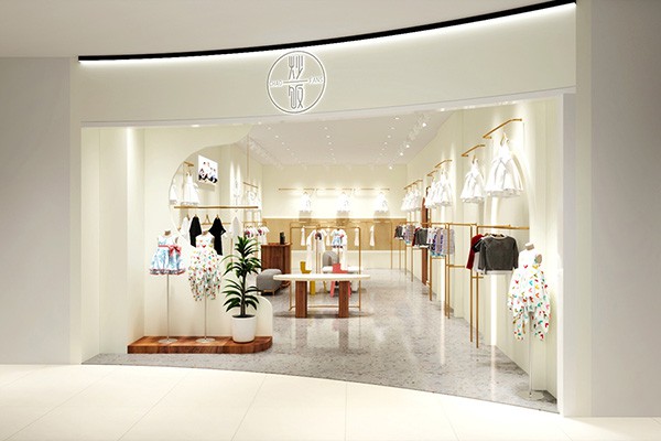 炒饭童装店铺展示