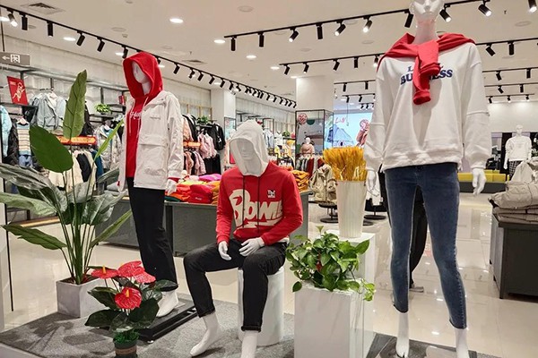 林中鸟休闲装店铺形象