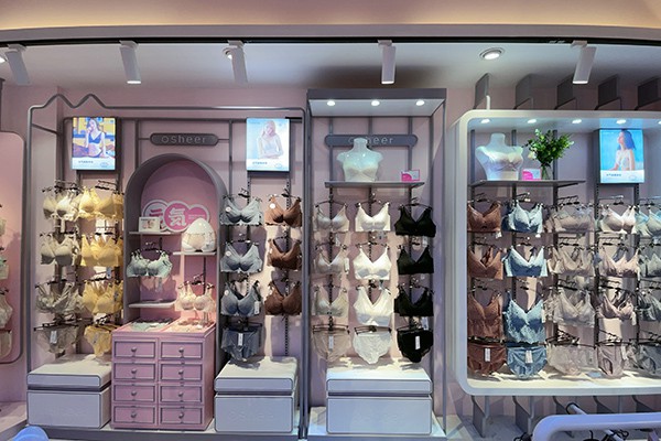 欧诗雨内衣店铺形象