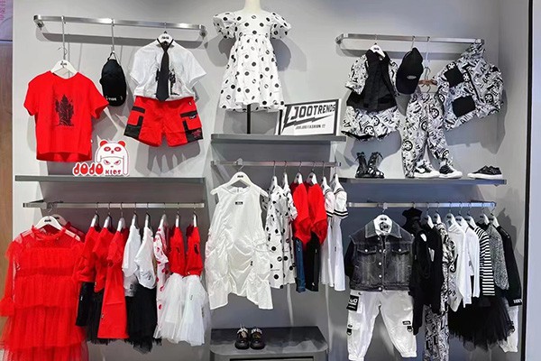 JOJO童装店铺展示