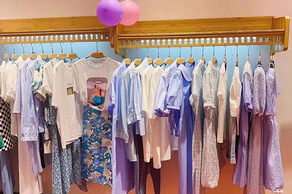 HiF韩一坊女装店铺展示