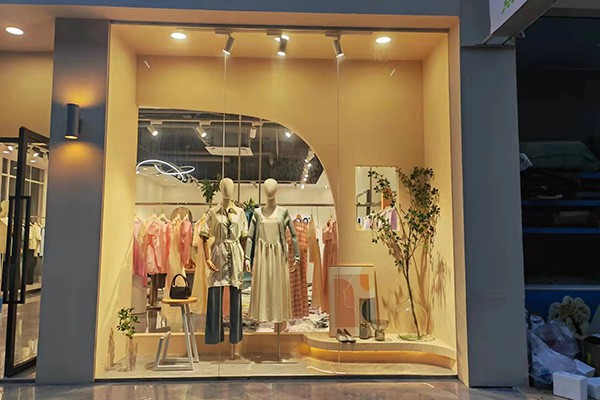 LAMANDHWANG女装店铺展示