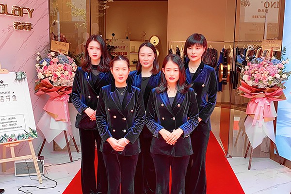 若岚菲女装店铺形象