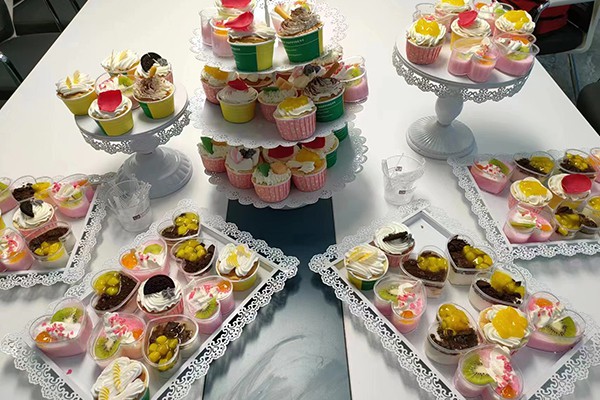 迪笛欧女装店铺形象