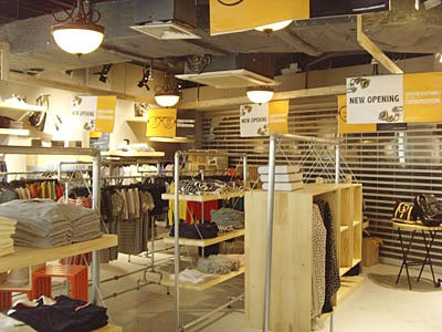 城市第八天店铺