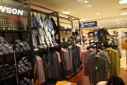 马克纽圣-Marcnewson店铺