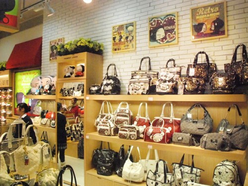 PUCCA - 中国娃娃店铺