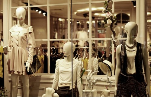 五丁目衣舍店铺