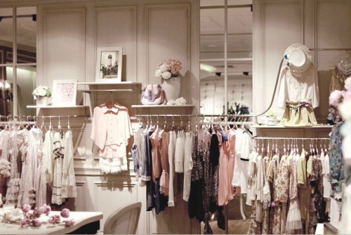 五丁目衣舍店铺