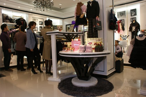 维罗瓦伊洛-Vezzoso Valoroso店铺