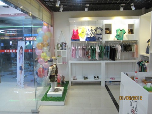 凯莉贝尼斯-lillinills店铺