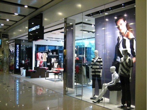 堡狮龙-bossini店铺