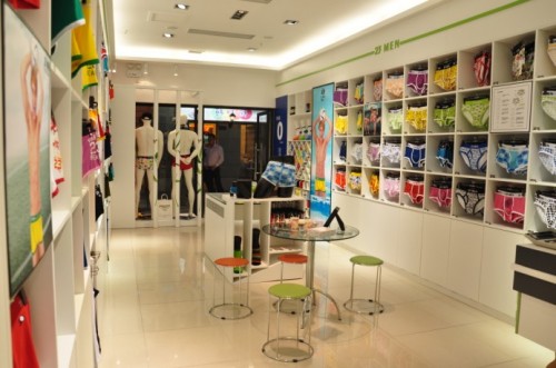 爱杉士-23MEN店铺