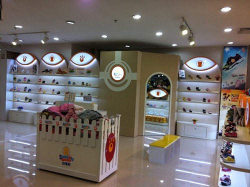 四季熊童鞋店铺