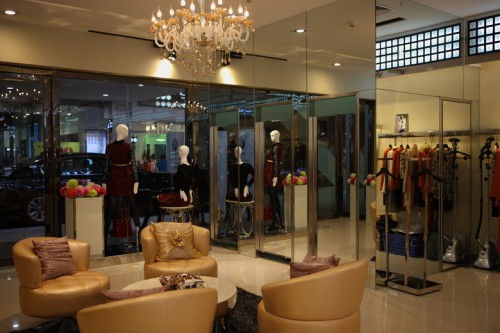 唯姬晨-VIRGIE CHAN店铺