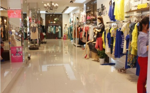 品牌折扣女装店铺
