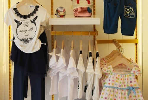 宝贝丫榜样童装店铺