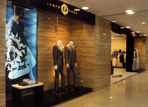 LAMPO UOMO店铺