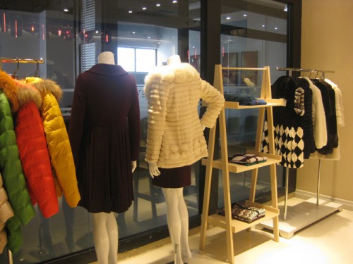 法拉鸣歌-FALEMIG店铺