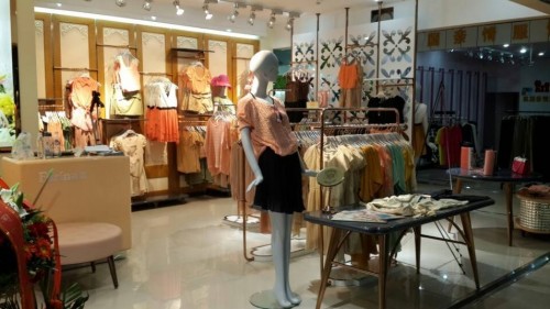 费莲娜.郑-FARINA.Z店铺