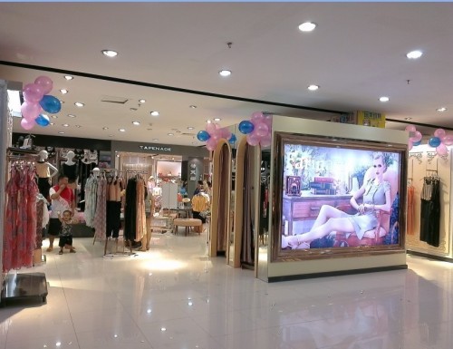 费莲娜.郑-FARINA.Z店铺