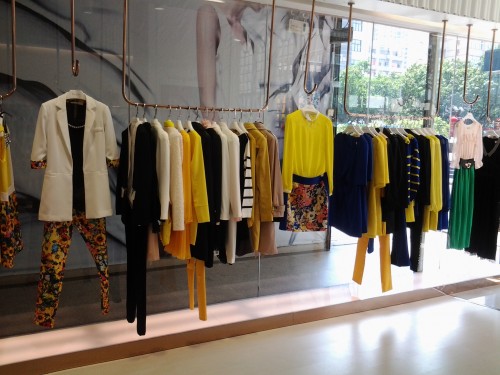 让爱-Rang-Ai店铺