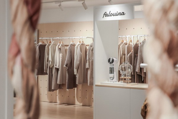 法路易娜 - FA LOUINA店铺