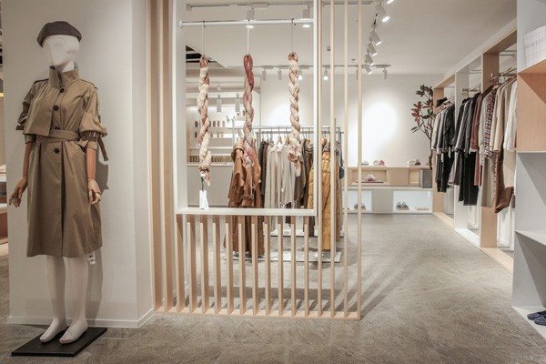 法路易娜 - FA LOUINA店铺