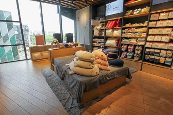 九木杂物社店铺