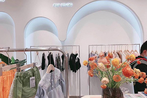 拾恩初＆番薯片店铺