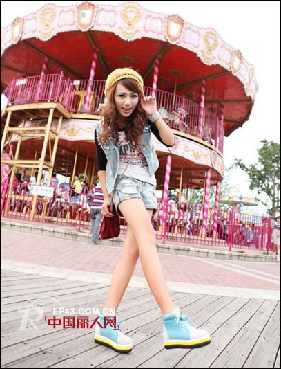 2011秋季最新松糕女靴 潮流时尚显气场