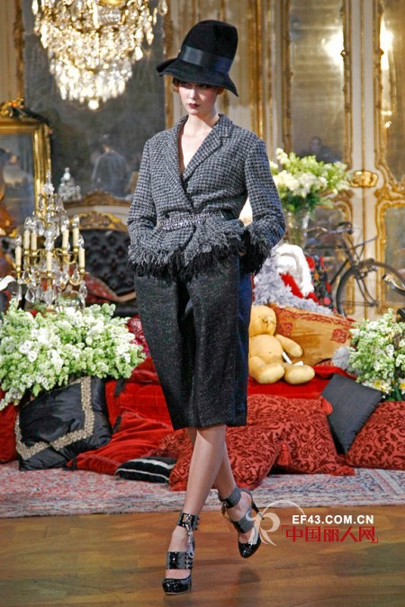 John Galliano 2011/2012秋冬女装欣赏