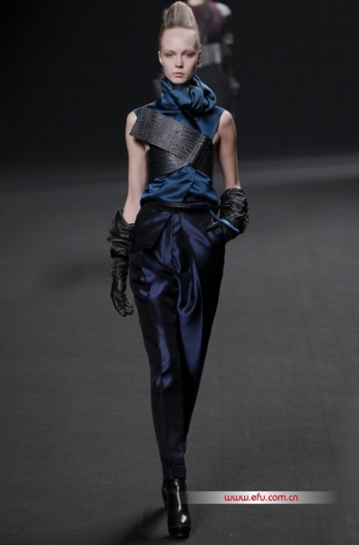 Haider Ackermann11/12秋冬巴黎女装新品发布(图)