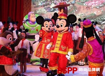 米老鼠穿“唐装”会不会水土不服?