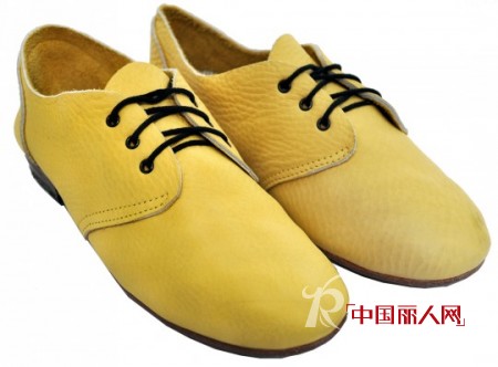 牛津鞋Oxfords本季热门单品!