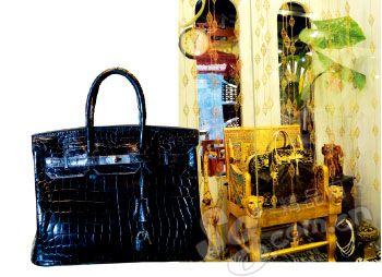 米兰站创始人姚君达:从地摊小贩到亿万富豪